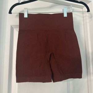 Amazon Ribbed High-Waist Bike Shorts - Rust Brown